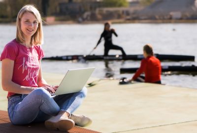 zur Veranstaltung Kurzgeschichtenwettbewerb - Die unsichtbaren Held+innen des Sports! im Rahmen der Duisburger Akzente